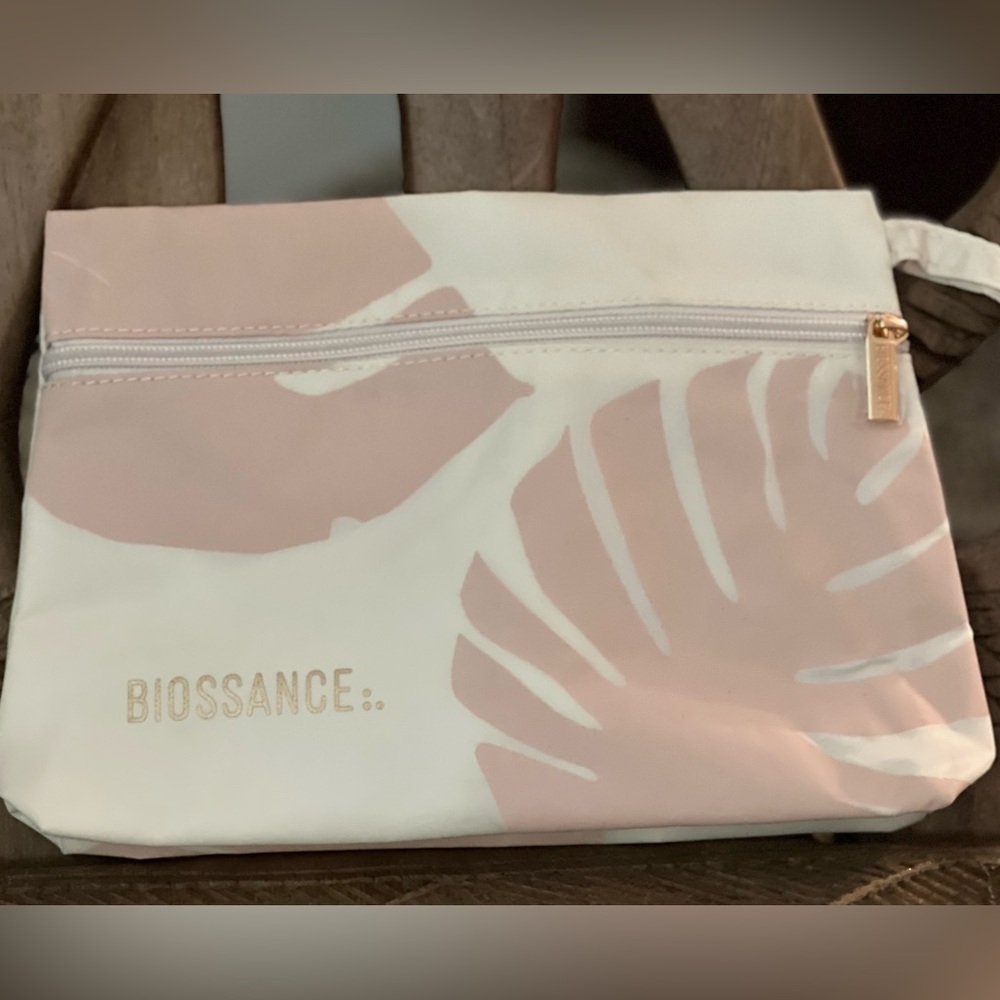 ✨ Biossance Pink Flora Women's Makeup Bag with Zipper